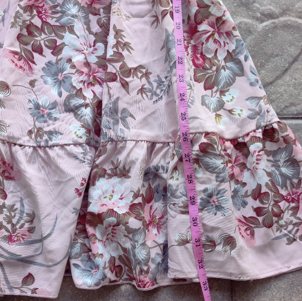 Spring Floral  Dress - Picture 4 of 9
